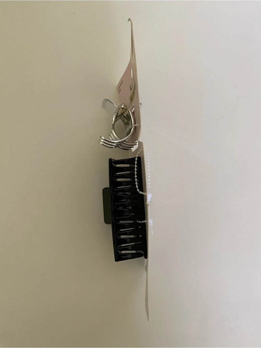 2 Scunci Claw Hair Clips